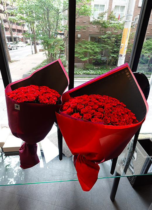 バラの花束のイメージ