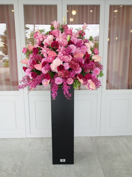 生花スタンドピンク